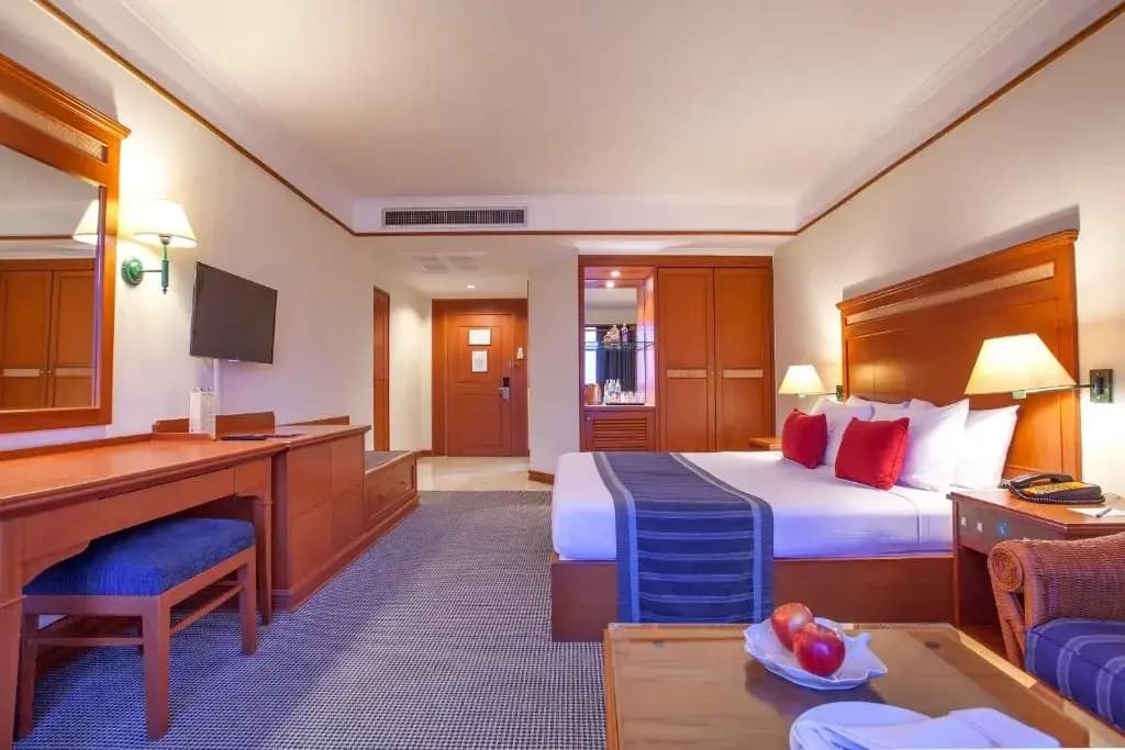 Cholchan Pattaya Beach Resort - photo 16