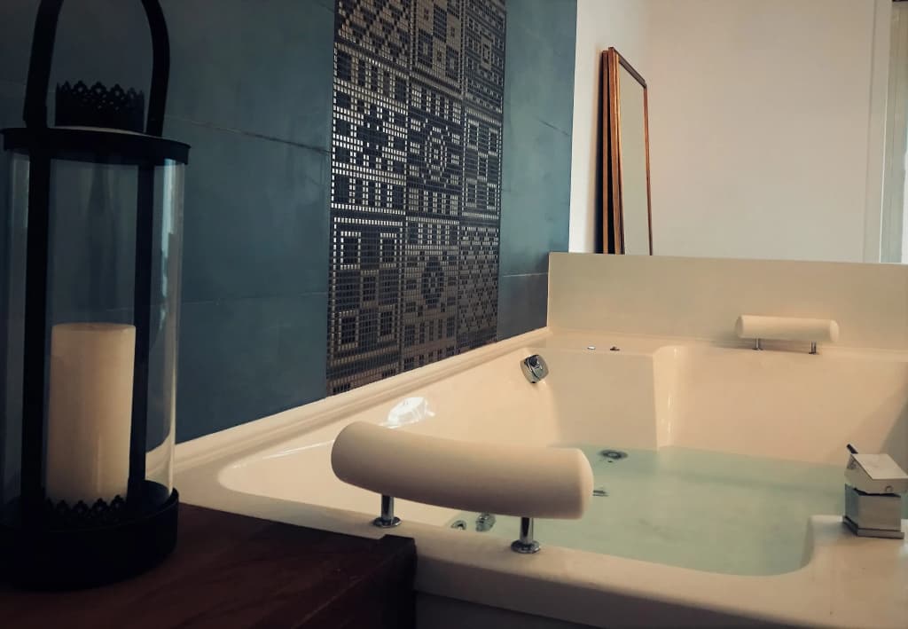 Villa Borghese Hydromassage Suite Apartments - photo 5