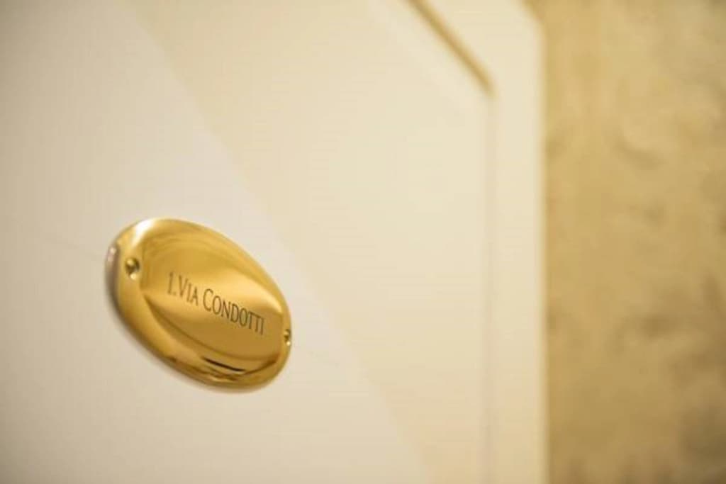 Relais Bocca di Leone Guest House - photo 3