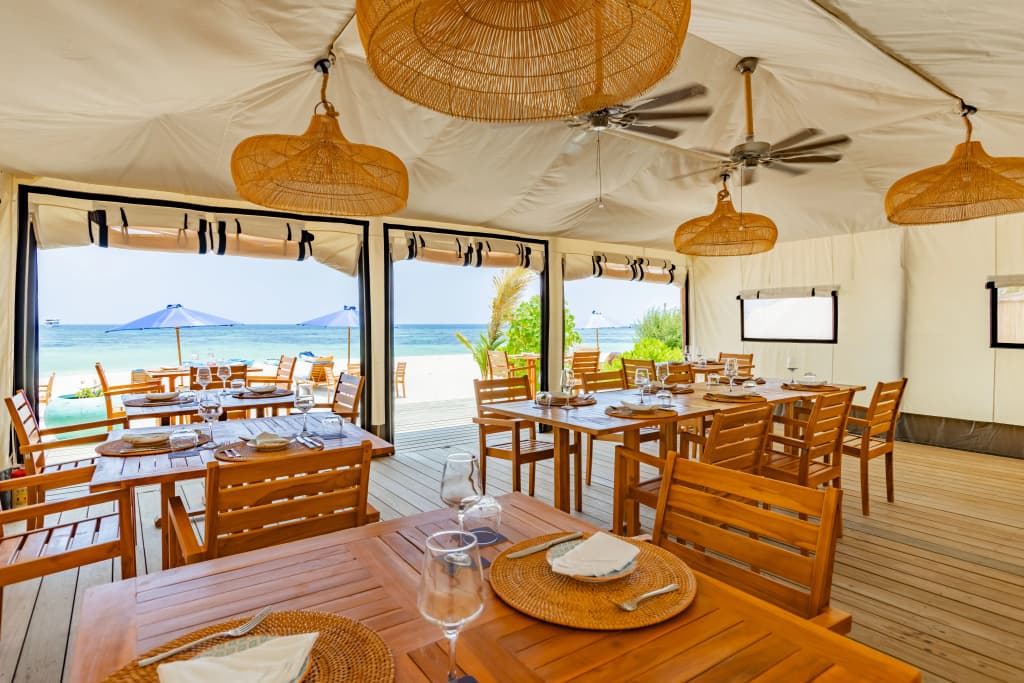 The Maverick Surf and Dive Resort - photo 3