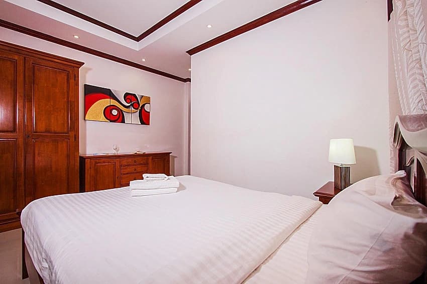 L-House Villa - photo 19