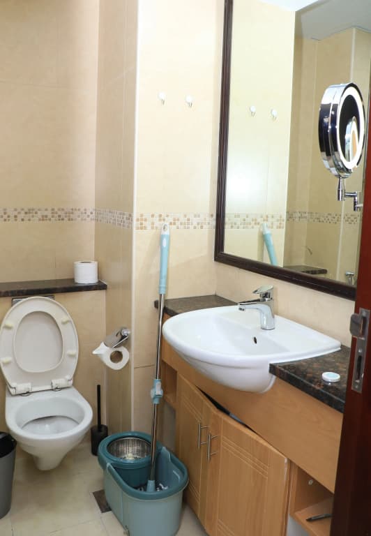Cosmos Living - Goldcrest Views1 Apartments - photo 21