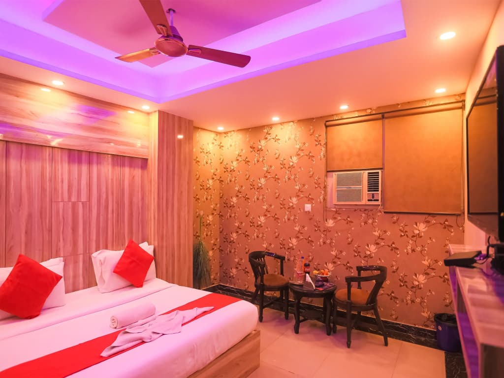 Luxury Stay Hotel - photo 18