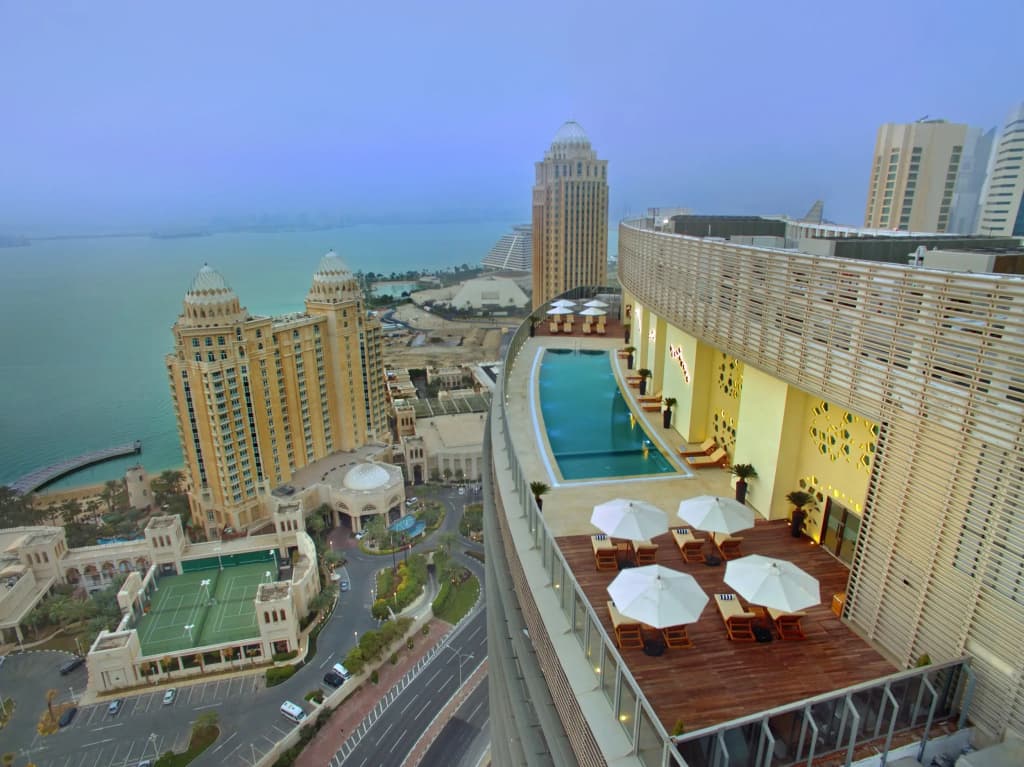 The Curve Hotel - photo 19