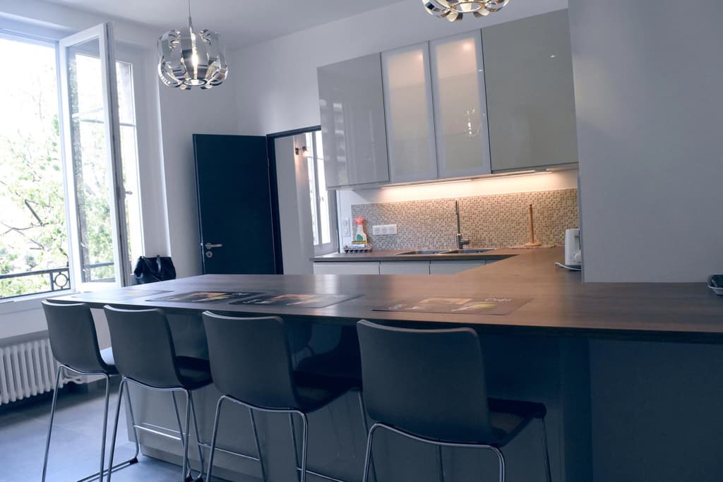 Spacious Flat Near Arc De Triomphe Apartments - photo 11