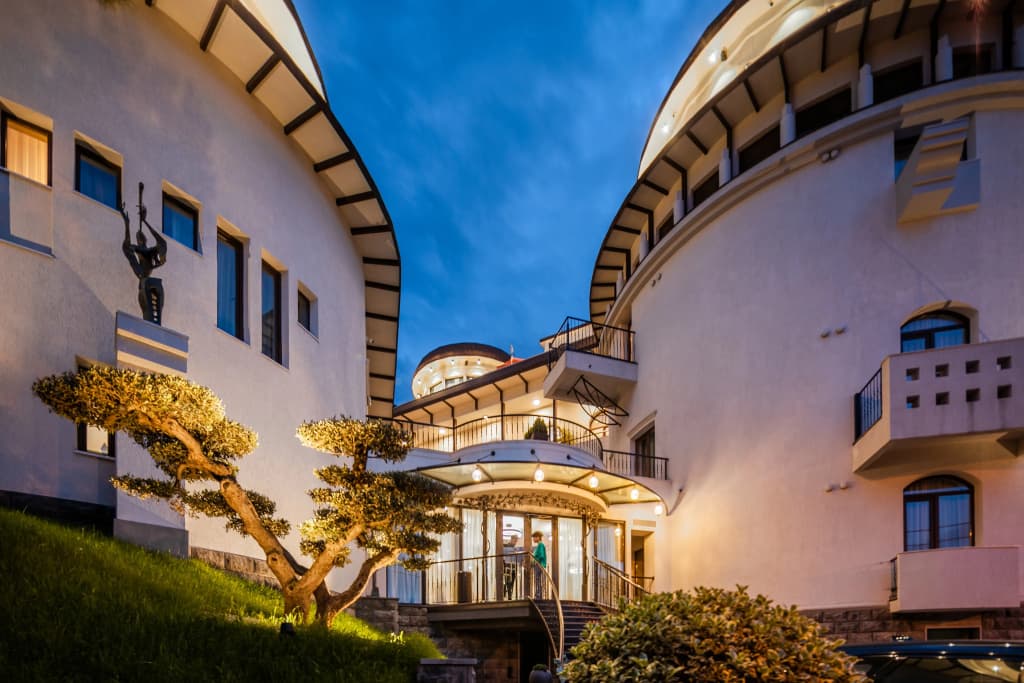 Adamo Hotel - photo 2