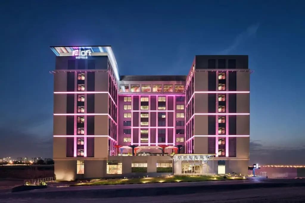 Hotel Aloft Muscat Hotel - photo 4