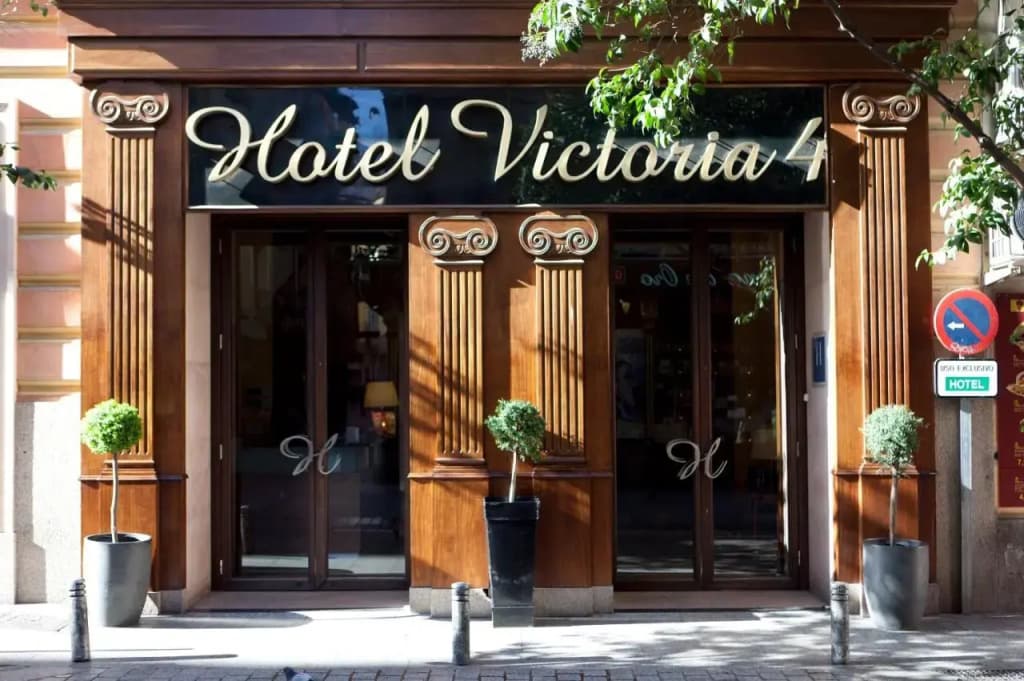 Victoria 4 Hotel - photo 20