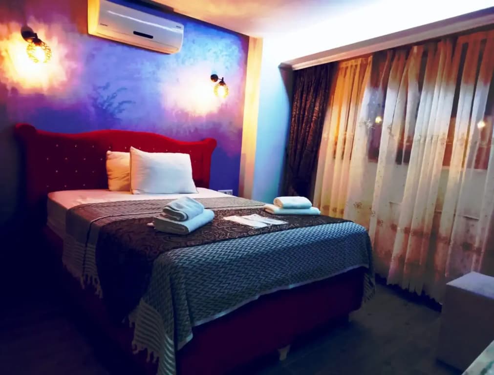Loren Hotel & Suites - photo 20