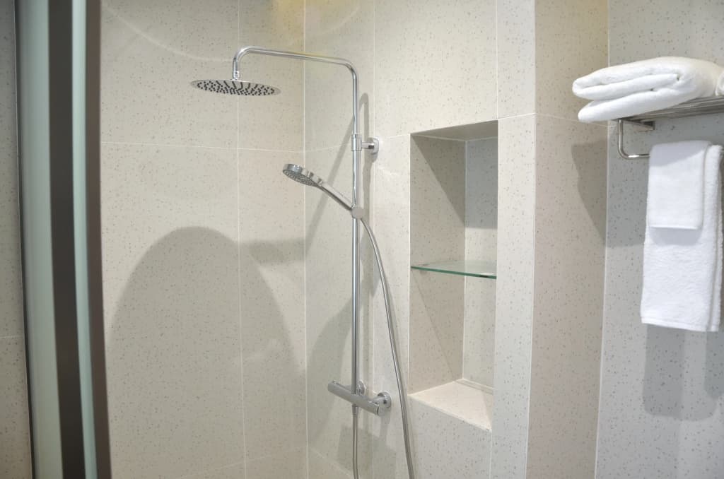 Sunshine Beach Studio Apartments - photo 13