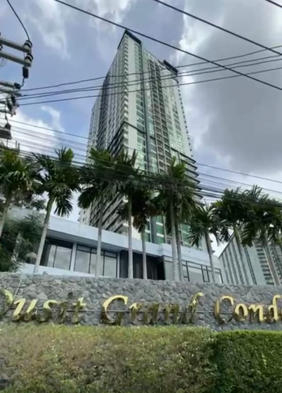 Dusit Grand Condo View Apartment - photo 1