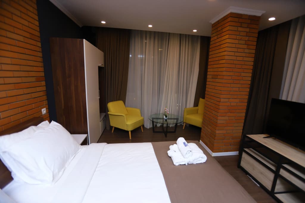Bricks Hotel - photo 28
