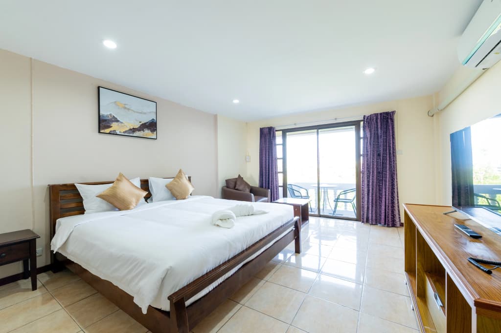 Hillside Resort Pattaya Hotel - photo 18