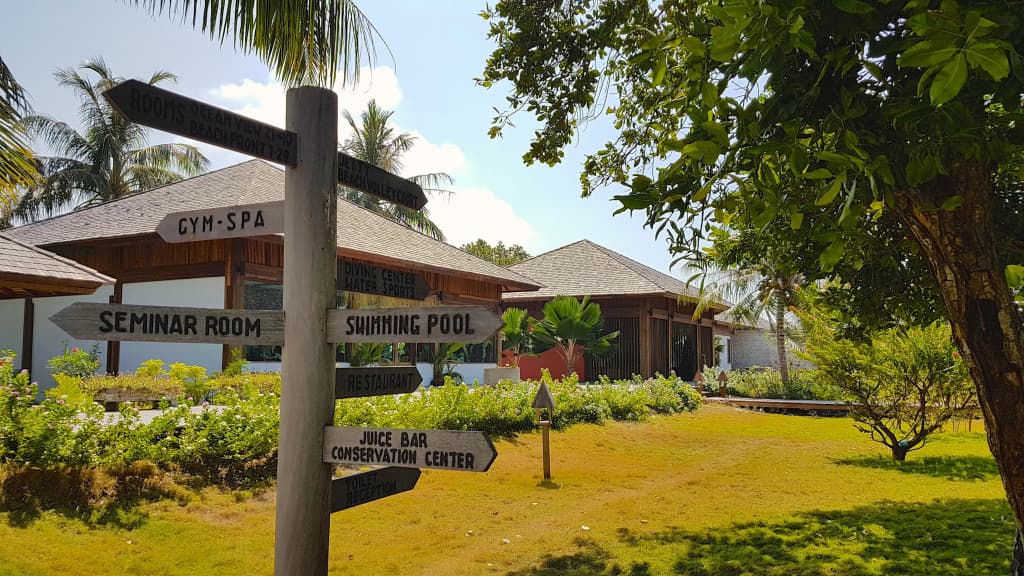 The Barefoot Eco Hotel - photo 11
