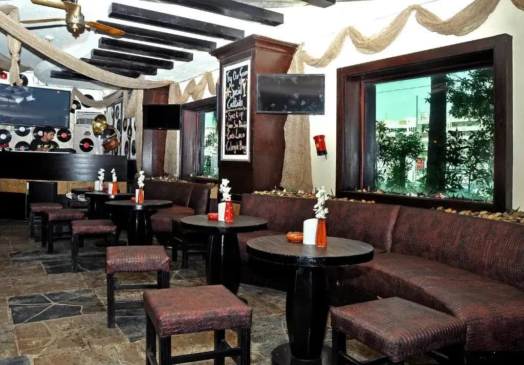 Ascot Hotel - photo 46