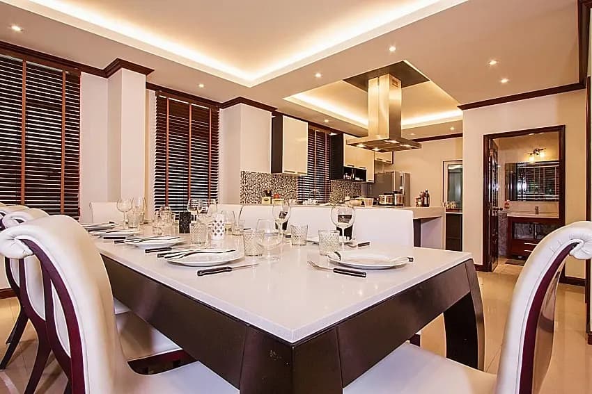 L-House Villa - photo 11