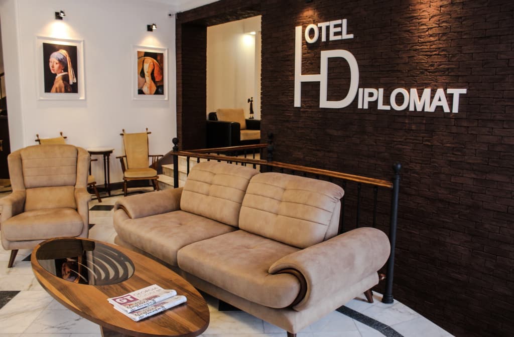 Diplomat Hotel - photo 7