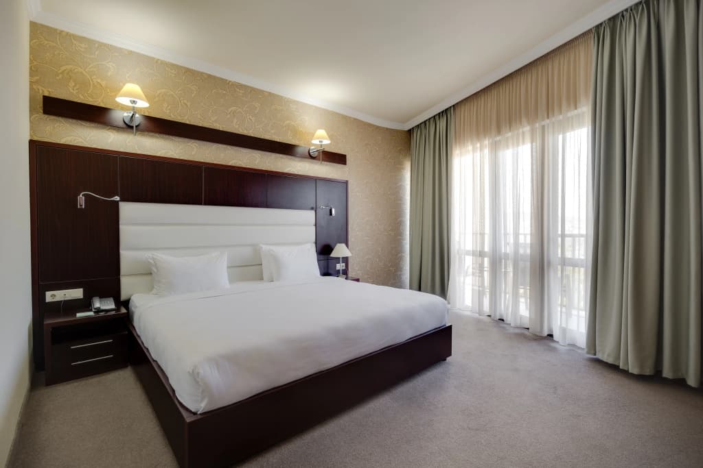 Astoria Tbilisi Hotel - photo 31