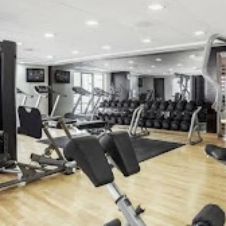 TIME Oak Hotel & Suites - photo 3