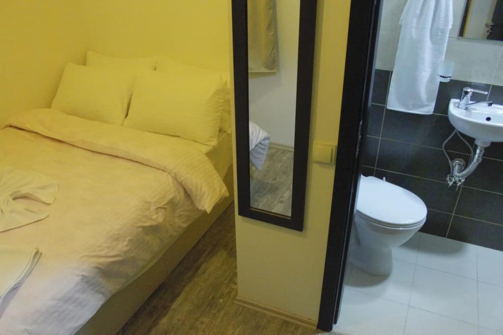 Rustaveli 36 Hotel - photo 13