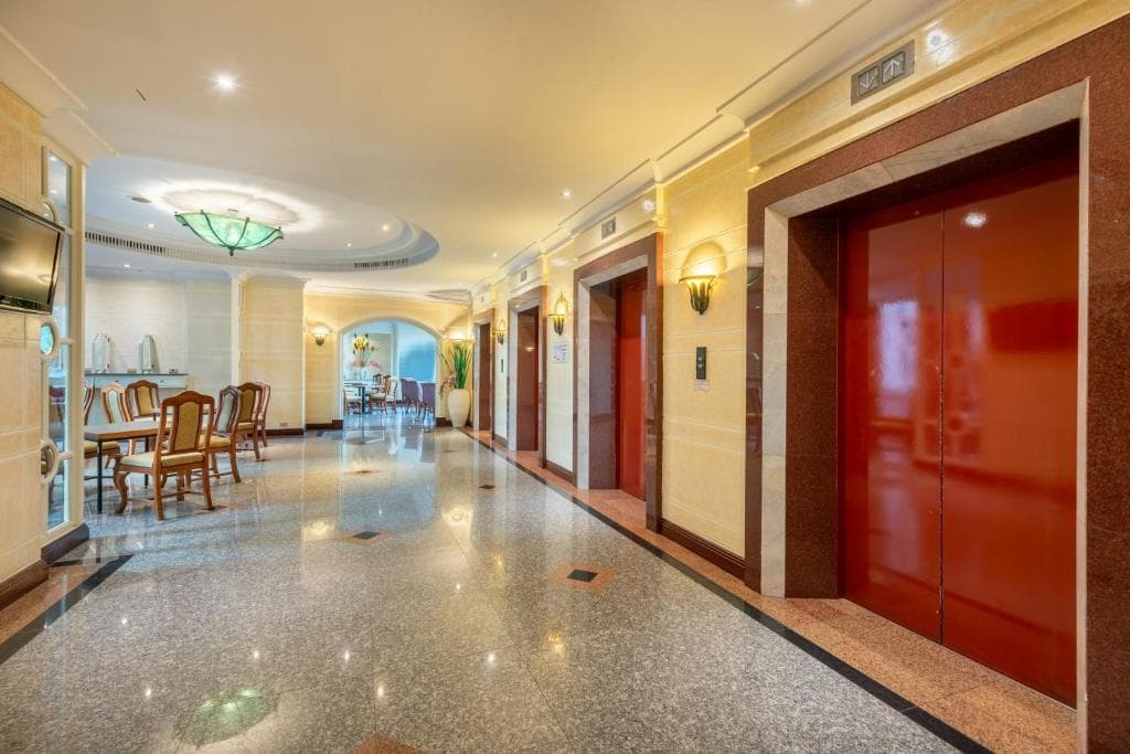 Royal Benja Hotel - Big Rooms, Family Friendly - photo 29