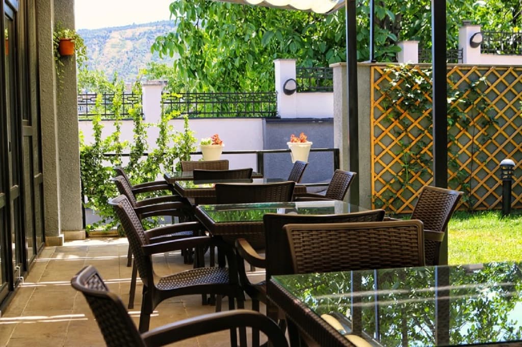 Alliance Hotel - photo 20