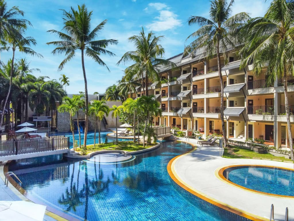 Radisson Resort and Suites Phuket Hotel - photo 3