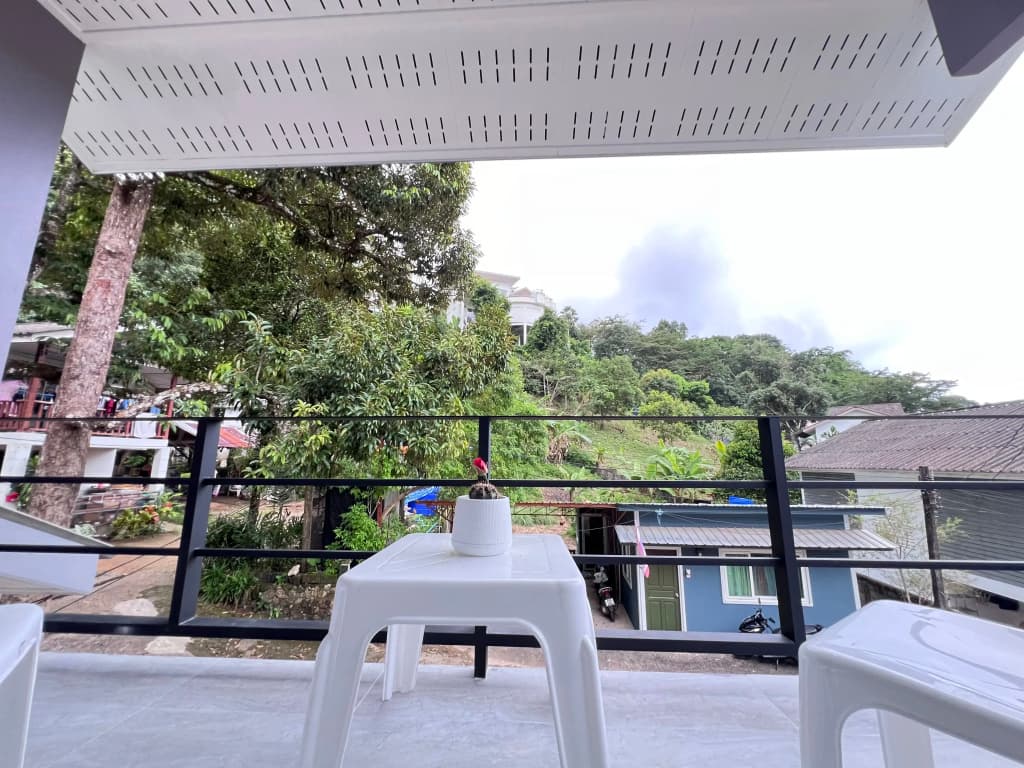 Paradise Corner Apartments - photo 9