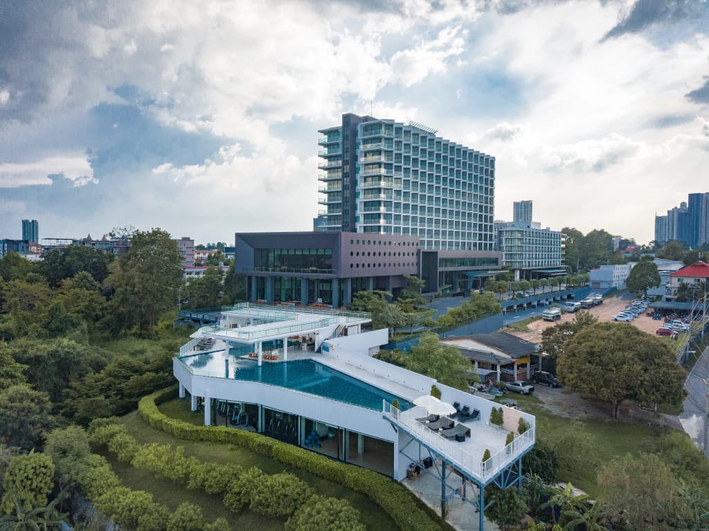 Tsix5 Phenomenal Hotel - photo 1