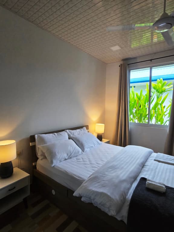 The Happiness Sun Suites Guest House - photo 3