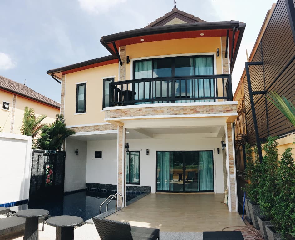 Elza Villa - main photo
