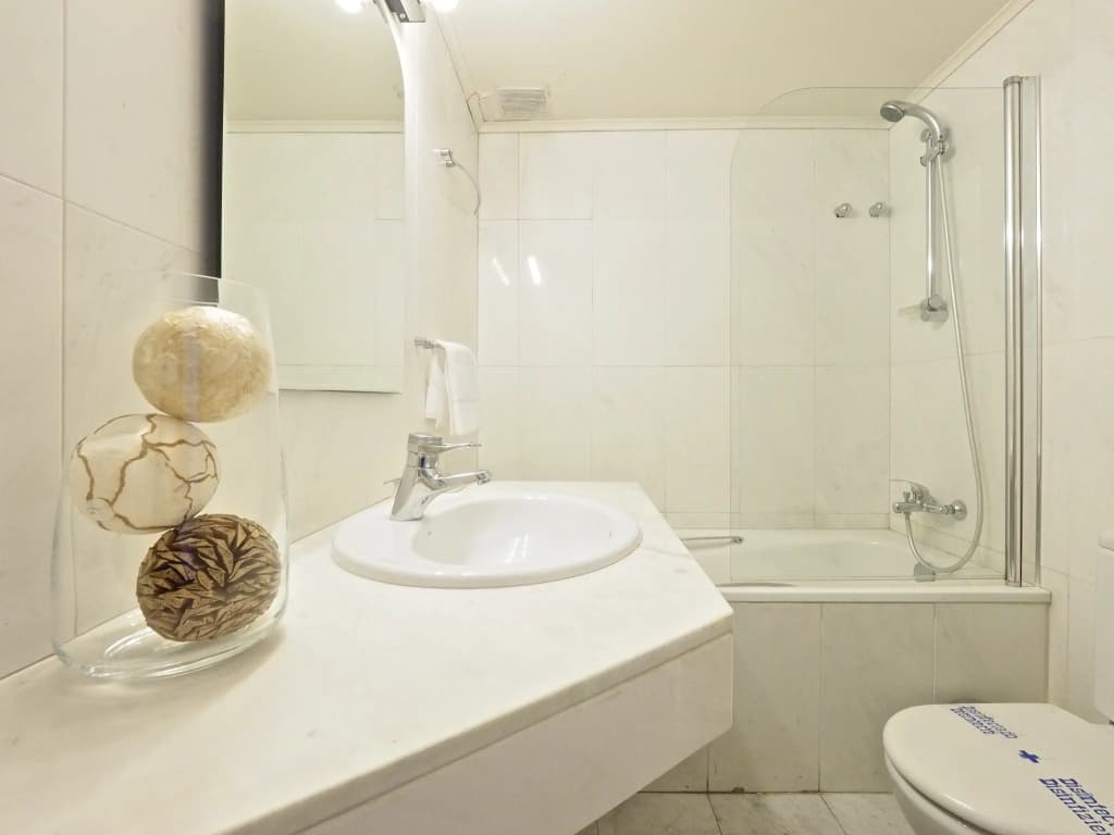 Suites 4Days Paseo de Gracia Design Apartments - photo 5