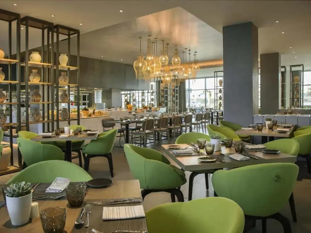 Novotel Muscat Airport Hotel - photo 31