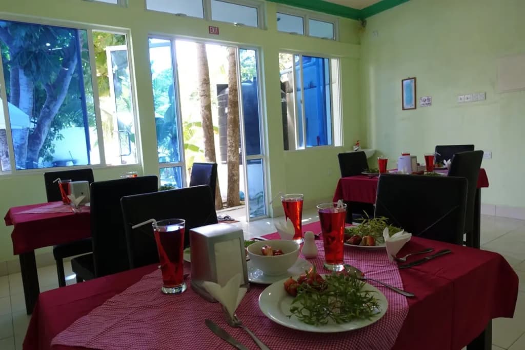 Feridhoo Inn Guest House - photo 10