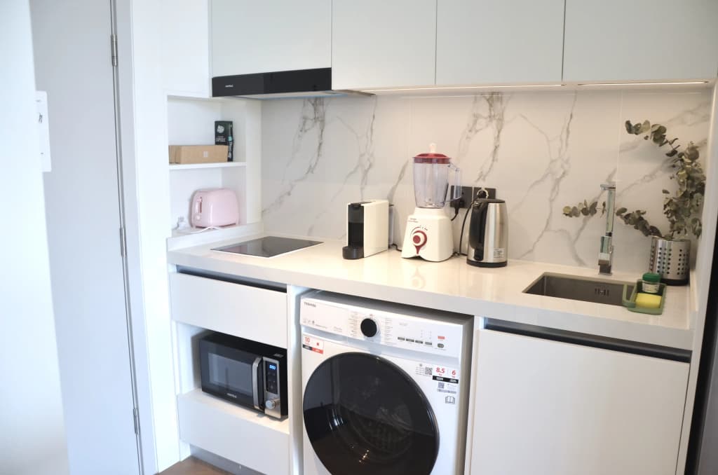 Sunshine Beach Studio Apartments - photo 10