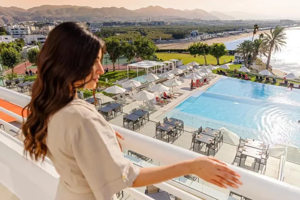 Crowne Plaza Muscat by IHG Hotel - photo 19