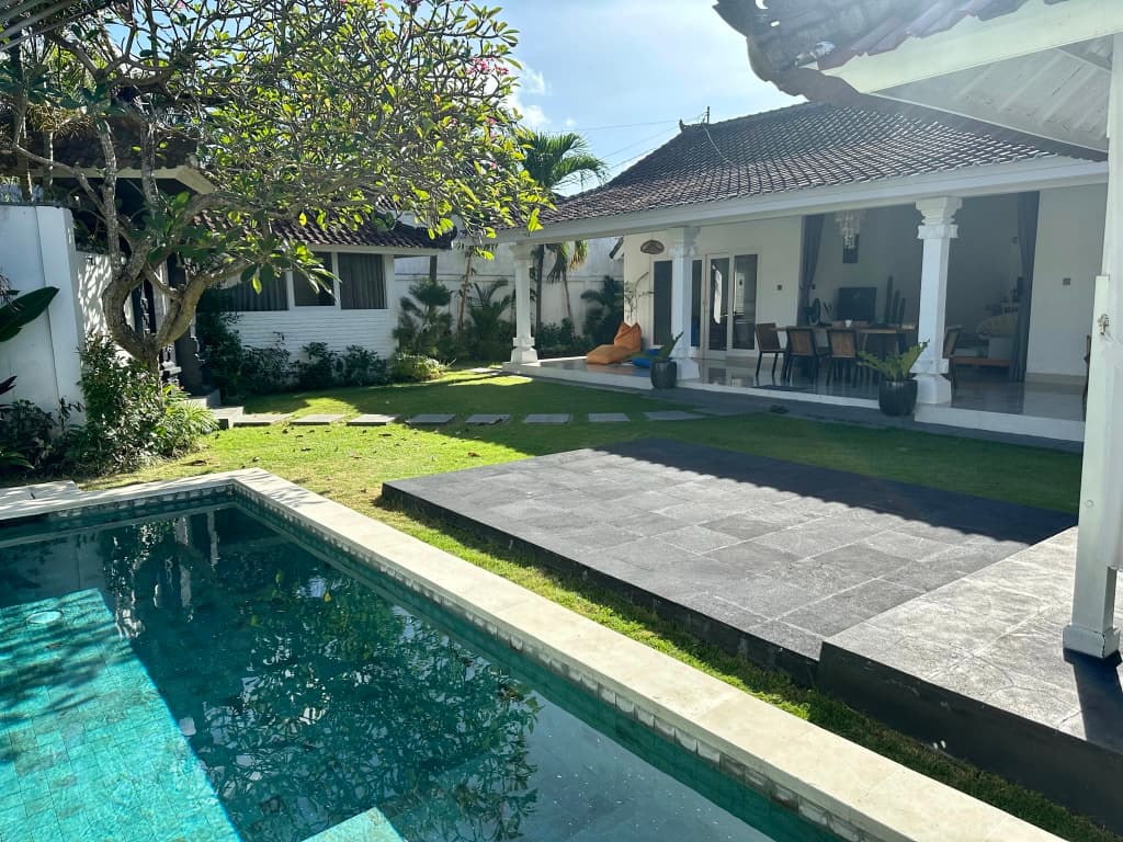 Curves Bali Villa - photo 16
