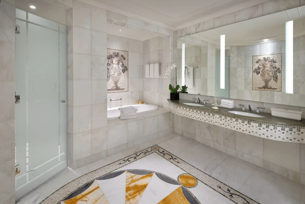 Palazzo Versace Dubai Hotel - photo 18
