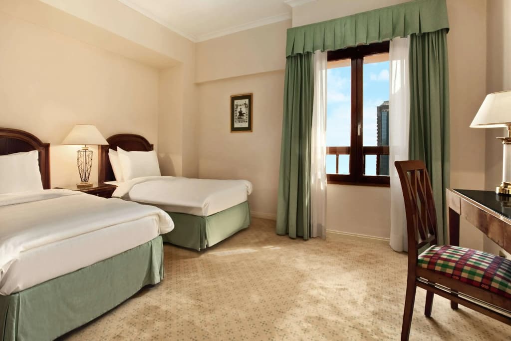 Cairo World Trade Center Hotel & Residences - photo 5