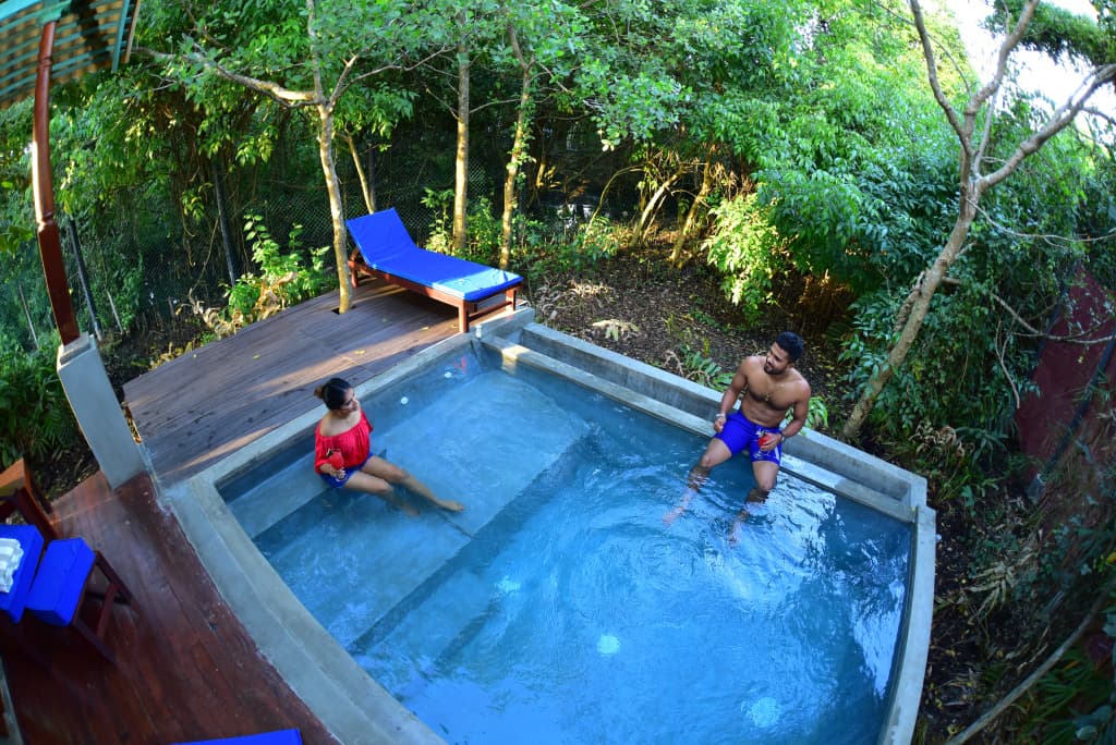 Private Cabana with Pool Hotel - photo 5