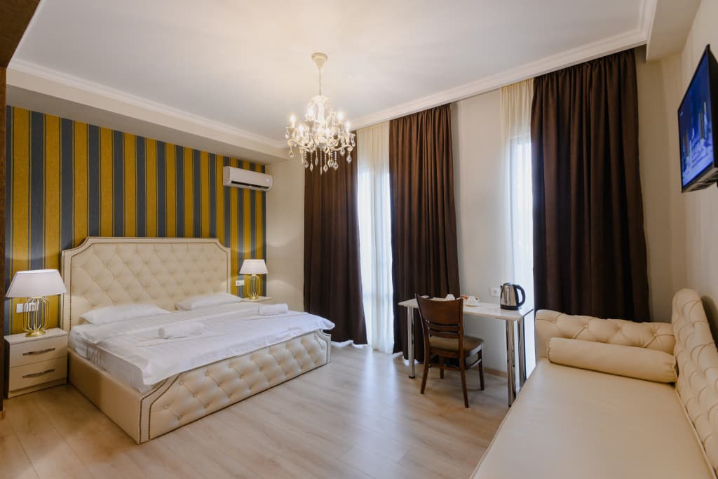 Hotel Collection By Umbrella - photo 3