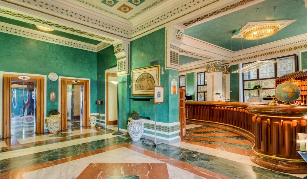 Roma Hotel - photo 8