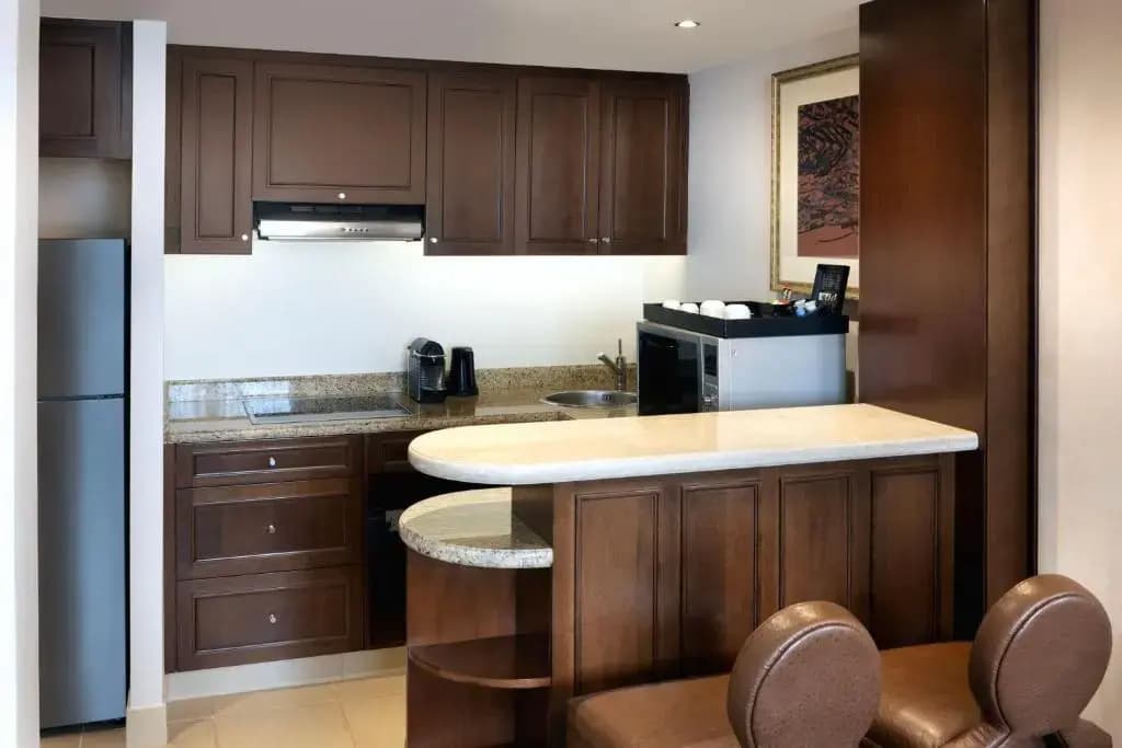 Sheraton Oman Hotel - photo 20