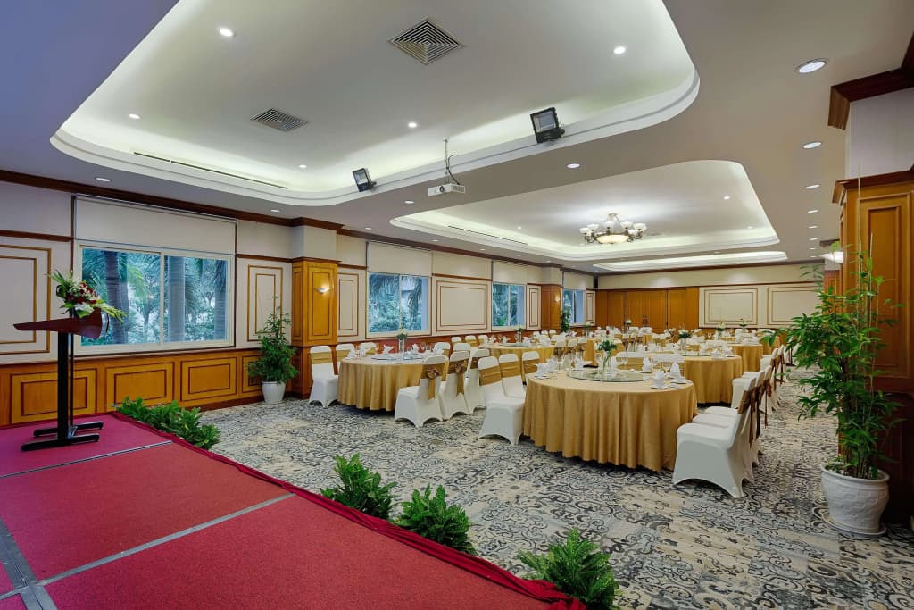 Halong Plaza Hotel - photo 42