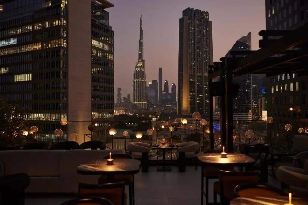 Four Seasons Hotel Dubai International Financial Centre - photo 1