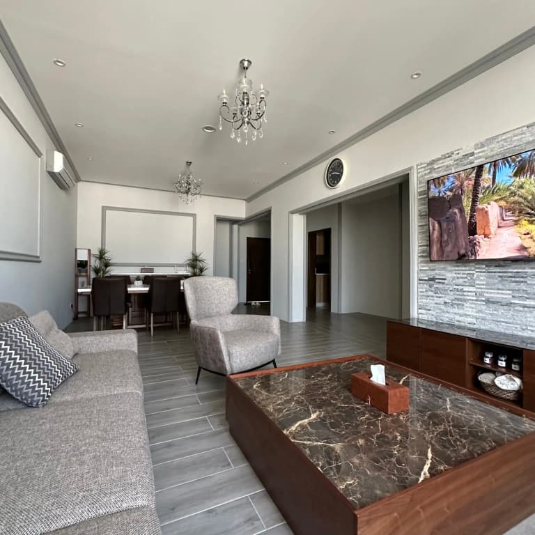Kama Place Flat - photo 1