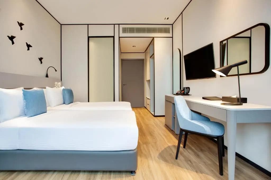 The District Hotel Jumeirah - photo 17