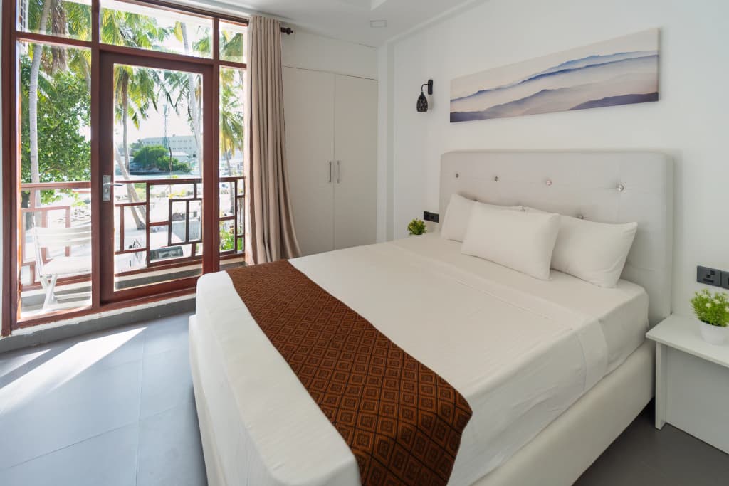 Silver Oasis Maldives Hotel - photo 13
