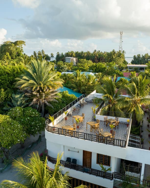 Kamadhoo Inn Guest House - photo 35