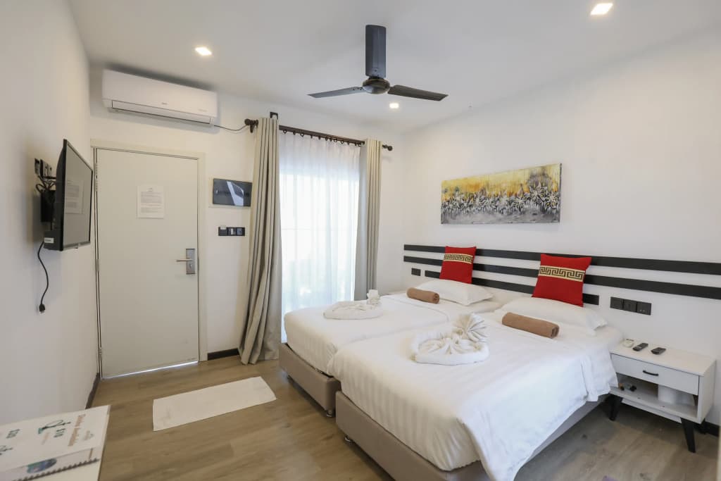 Belvedere Thoddoo Guest House - photo 13